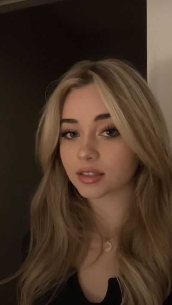 <em>Carla S., London, UK</em>